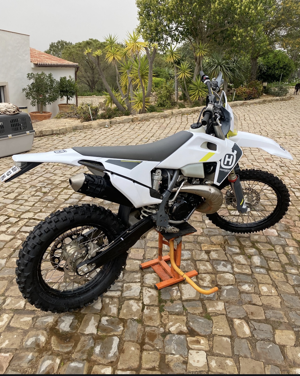 2022 Husqvarna TE 300, photo 3